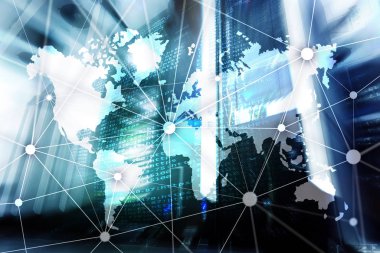 Sunucu odası arka plan üzerinde iletişim ağı ile Dünya Haritası.