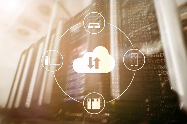 クラウド サーバーとコンピューティング データ ストレージ 処理します インターネットおよび技術の概念 — ストック写真