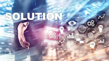 İş çözümleri, başarı ve strateji kavramı. Çözümlerle birlikte iş sürecinin sanal diyagramının yapılandırılması.