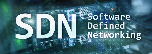 Sdn, 소프트웨어 정의 된 네트워킹 개념 현대 서버 룸 배경. — 스톡 사진