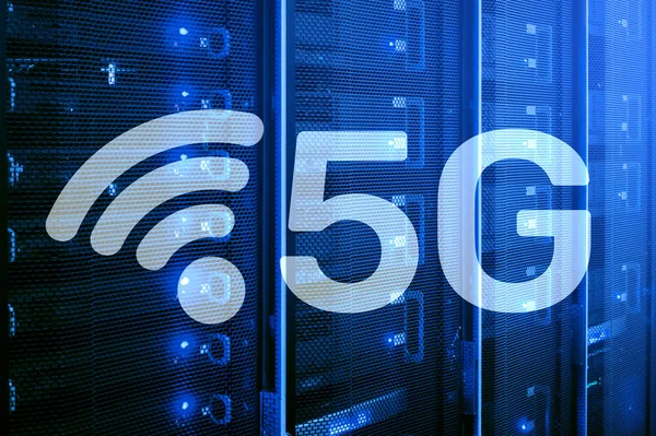 5G Fast Wireless Internet connection Communication Mobile Technology concept — стоковое фото