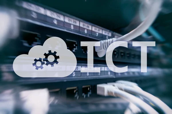 TIC: concepto de tecnología de la información y las comunicaciones en el fondo de la sala de servidores — Foto de Stock