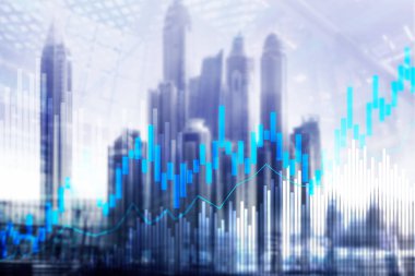 Bulanık ofis merkezi arkaplanındaki borsa şamdanı şeması ve şemalar.