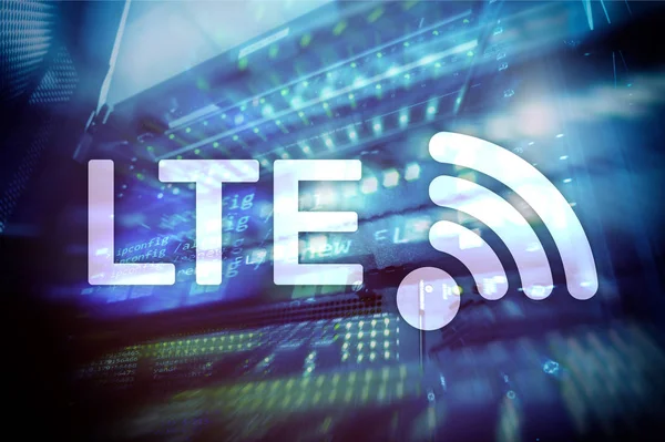 LTE, 5g concetto di tecnologia internet wireless. Sala server . — Foto Stock