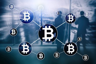 Bulanık gökdelenler arka plan üzerinde Bitcoin cryptocurrency ve blockchain teknoloji kavramı.