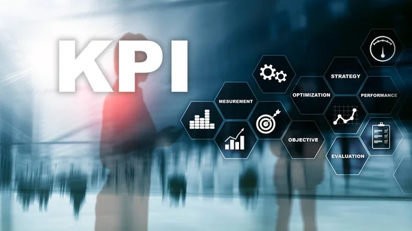 KPI - Key Performance Indicator. Geschäfts- und Technologiekonzept. Mehrfachbelichtung, gemischte Medien. Finanzkonzept vor verschwommenem Hintergrund. — Stockfoto