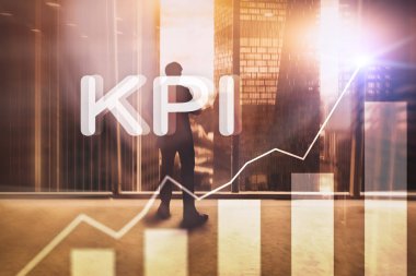 KPI - Anahtar Performans Göstergesi. İş ve teknoloji kavramı. Çoklu maruz kalma, karışık medya. Bulanık arka planda mali konsept.