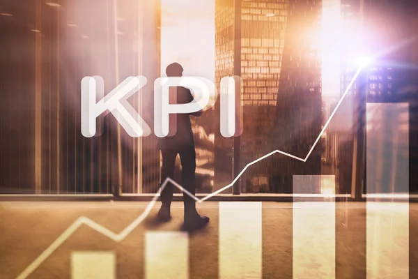 KPI - Ключовий індикатор продуктивності. Концепція бізнесу і технології. Численні експозиції, змішані медіа. Фінансова концепція розмитого походження. — стокове фото