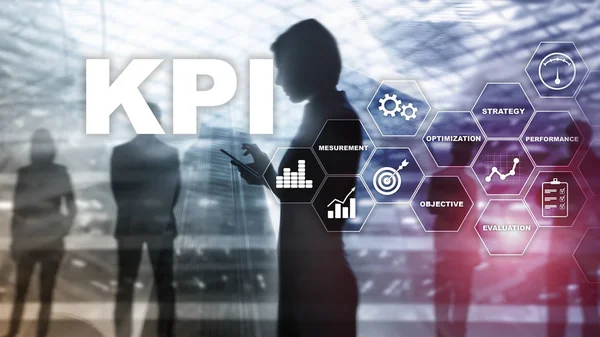 KPI - nyckelutförandeindikator. Affärs- och teknikkoncept. Flera exponeringar, blandade medier. Finansiellt koncept på suddig bakgrund. — Stockfoto
