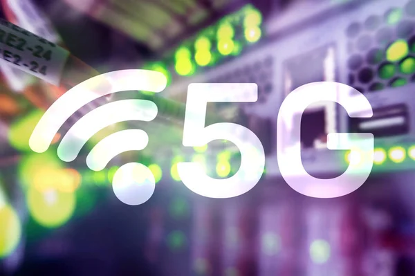 5G Network, 5G Internet Connection Concept in digital background (en inglés). Concepto de red de comunicación inteligente. — Foto de Stock