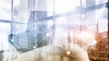 Bulanık gökdelenlerin arkaplanındaki engelleme ağı. Finansal teknoloji ve iletişim konsepti.