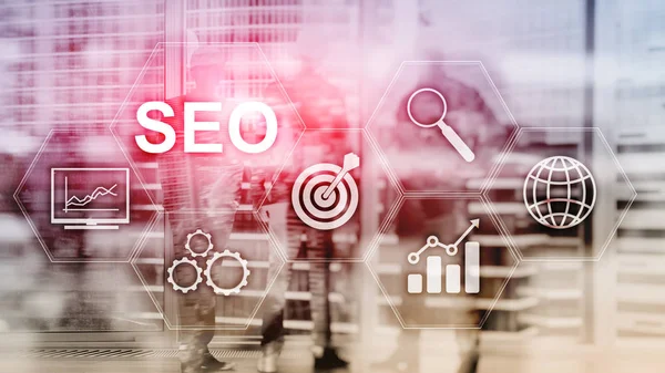 SEO -搜索引擎优化、数字营销和模糊背景下的互联网技术概念. — 图库照片