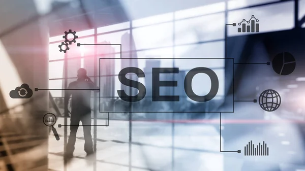 SEO: optimización de motores de búsqueda, marketing digital y concepto de tecnología de Internet en un fondo borroso — Foto de Stock