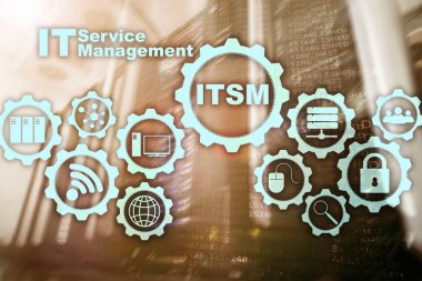 ITSM. IT Servis Yönetimi. Süper bilgisayar arka planında bilgi teknolojisi yönetimi kavramı