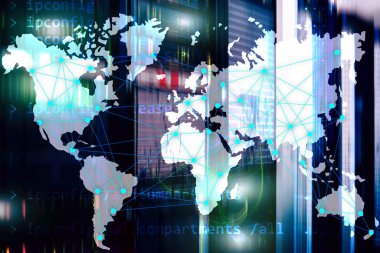 Dünya harita sunucu Oda arka plan üzerinde Internet ve telekomünikasyon konseptiyle.