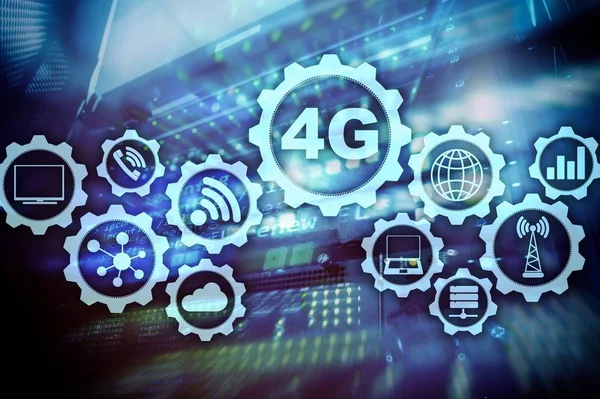 Concetto di connessione dati cellulare ad alta velocità per telecomunicazioni mobili: 4G LTE. Sullo sfondo della sala server. — Foto Stock