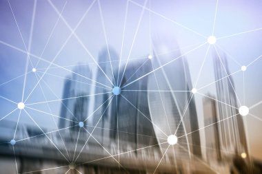 Bulanık gökdelenlerin arkaplanındaki engelleme ağı. Finansal teknoloji ve iletişim konsepti.