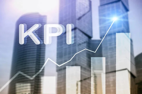 KPI - Ключовий індикатор продуктивності. Концепція бізнесу і технології. Численні експозиції, змішані медіа. Фінансова концепція розмитого походження — стокове фото