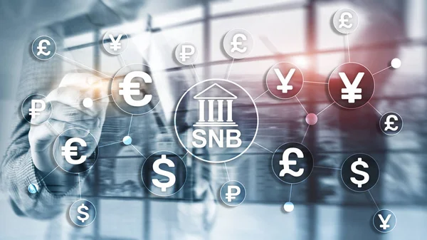 Různé měny na virtuální obrazovce. SNB. Švýcarská národní banka. — Stock fotografie