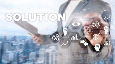 İş çözümleri, başarı ve strateji kavramı. Çözümlerle birlikte iş sürecinin sanal diyagramının yapılandırılması.