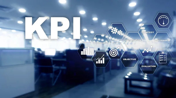 KPI - Indicador de rendimiento clave. Concepto de negocio y tecnología. Exposición múltiple, medios mixtos. Concepto financiero sobre fondo borroso. — Foto de Stock