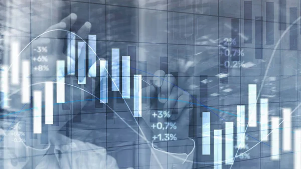 Concepto de inversión financiera. Gráfico bursátil y gráfico de velas —  Fotos de Stock