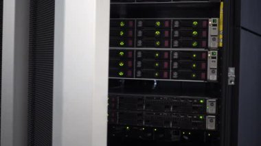Rusya, Moskova - 17 Ağustos 2019: Hdd Server Rack.