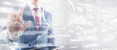 İş arabirimi karışık teknik çift pozlama mali grafik grafik diyagramı ve sanal ekran üstünde kutsal kişilerin resmi. İnovasyon kavramı