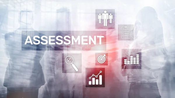 Utvärdering utvärdering åtgärd Analytics analys affärer och teknik koncept på suddig bakgrund. — Stockfoto