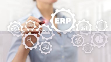 ERP sistemi, bulanık arka planda Atılgan kaynak planlaması. İş otomasyonu ve yenilik kavramı.