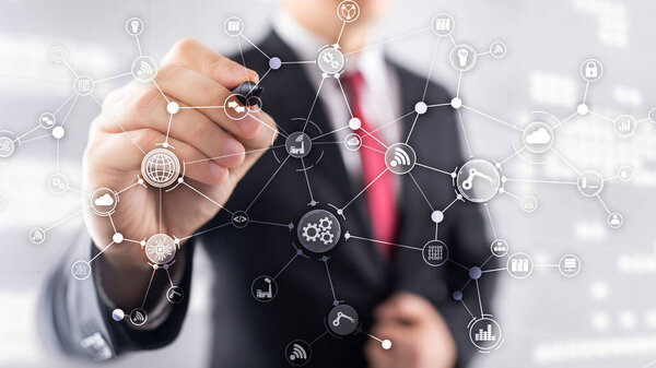 Структура организации технологического процесса промышленного производства на виртуальном экране. Концепция интеллектуальной индустрии IOT смешанная медиа-диаграмма.