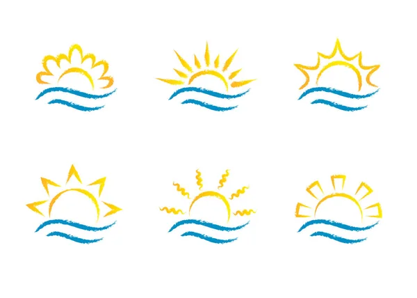 Collection de gabarits de logo Sunrise et sea cartoon. Vagues d'eau et icônes de rayon de soleil ensemble . — Image vectorielle
