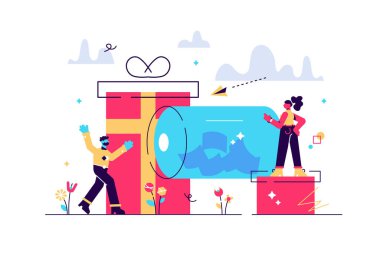 Şanslı küçük insanlar piyango davulunu çalıyor.