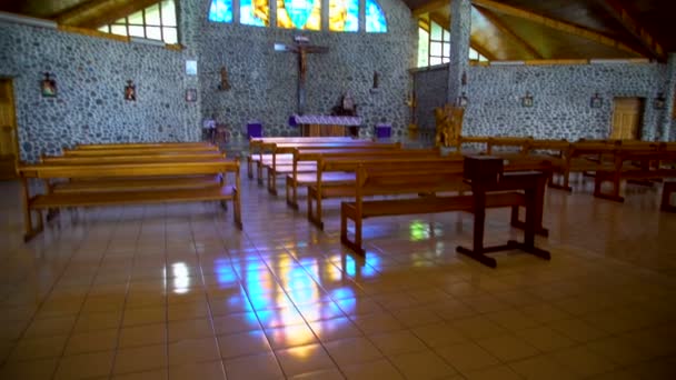 Een Katholieke Religieuze Kerkgebouw Externe Vaitahu Tahuata Eiland Marquesas Een — Stockvideo