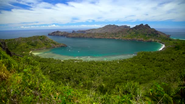 Anaho Nuku Hiva Ocean Bay Frodige Grønne Vegetation Vulkanske Bjerge – Stock-video