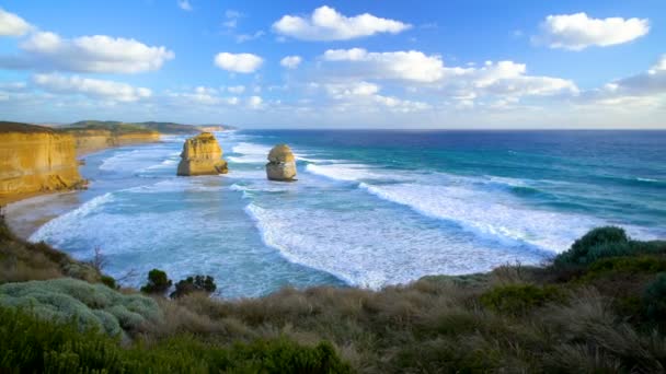 Ocean Waves Twelve Apostles Limestone Stacks Port Campbell National Park — Stock Video