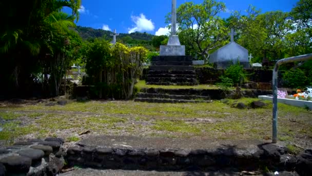 Monument Voor Kruisiging Van Christus Externe Atuona Hiva Marquesas Een — Stockvideo