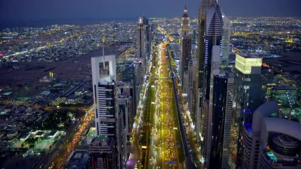 Noite Aérea Iluminada Vista Para Cidade Sheikh Zayed Road Burj — Vídeo de Stock