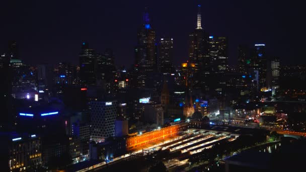 Melbourne Ausztrália 2018 Március Fényreklámok Melbourne Cbd Kereskedelmi Épületek Éjjel — Stock videók