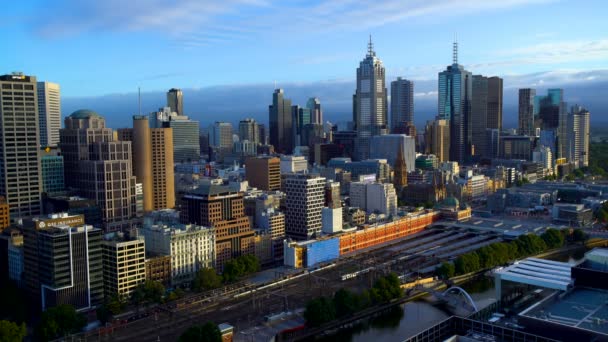 Melbourne Austrália Março 2018 Melbourne Central Business District Skyline Passenger — Vídeo de Stock