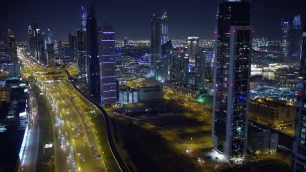 Dubai Şubat 2018 Hava Gece Işıklı Şehir Manzaralı Uluslararası Dubai — Stok video