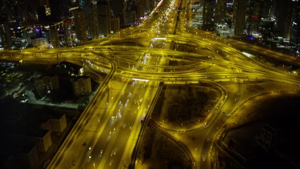 Vista Noturna Iluminada Aérea Junção Dubai Intersecção Xeque Zayed Estrada — Vídeo de Stock
