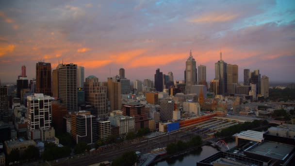 Melbourne Ausztrália 2018 Március Homályban Felhők Felett Kereskedelmi Felhőkarcolók Melbourne — Stock videók