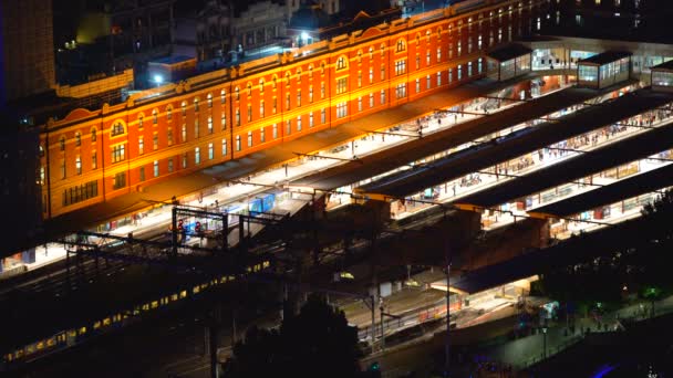 Melbourne Ciudad Conmutar Atardecer Tren Pasajeros Que Llegan Estación Tren — Vídeo de stock