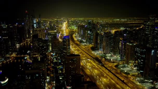 Dubai Marzo 2018 Noche Aérea Iluminada Vista Ciudad Sheikh Zayed — Vídeos de Stock