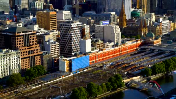 Melbourne Austrálie Březen 2018 Timelapse Osobní Vlak Přílety Odlety Flinders — Stock video