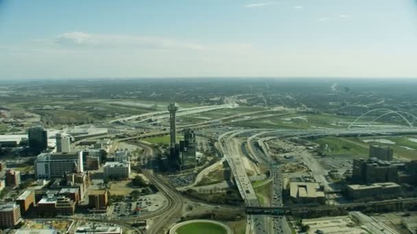 Luftaufnahme Des Reunion Aussichtsturms Mit Drehbarem Restaurant Innenstadt Dallas Texas — Stockvideo