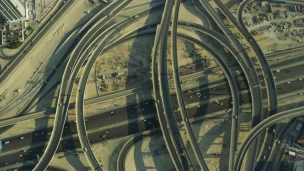 Вид Сверху Перекресток Дубай Пересечение Шейх Заид Небоскрёбы Пустыни Трафик — стоковое видео