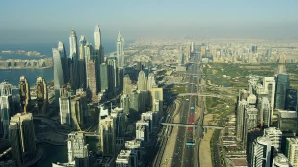 Aerial Stadsutsikt Sheikh Zayed Road Skyskrapor Metro Rail Kommersiella Området — Stockvideo