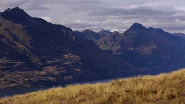 Vacker Utsikt Över Klippiga Bergen Remarkables Blivande Nationalpark Otago Sydön — Stockvideo